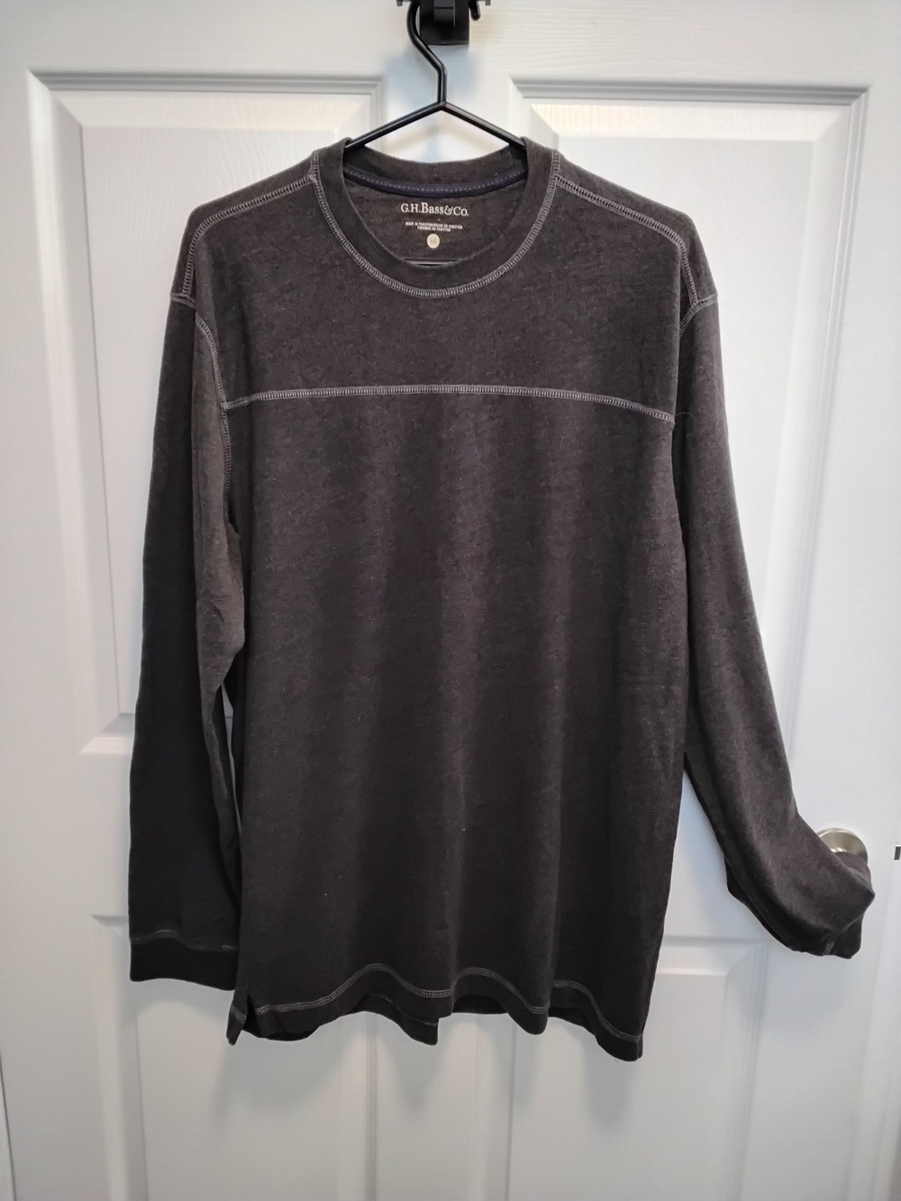 G.H. Bass & Co. Men's Long-Sleeve Crewneck Shirt - Charcoal SIZE L